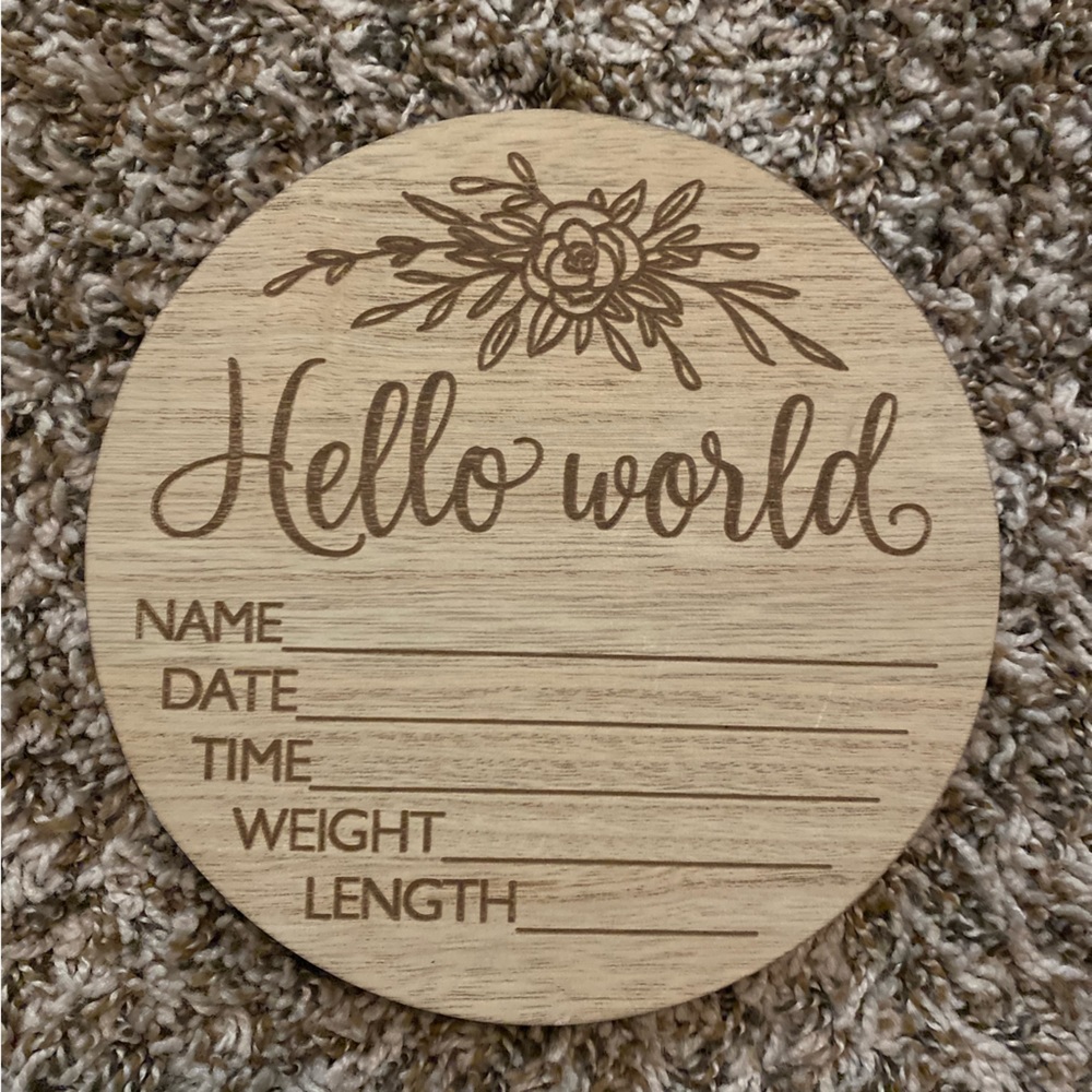 Newborn welcome sign